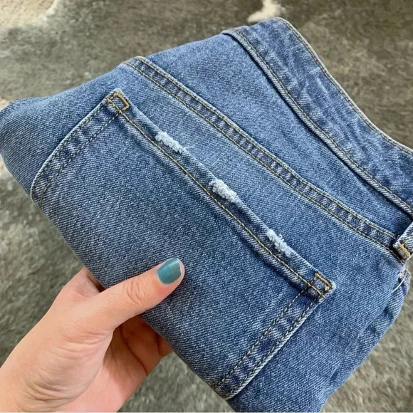 NWT High Rise OG Straight Denim Shorts - Picture 8 of 13